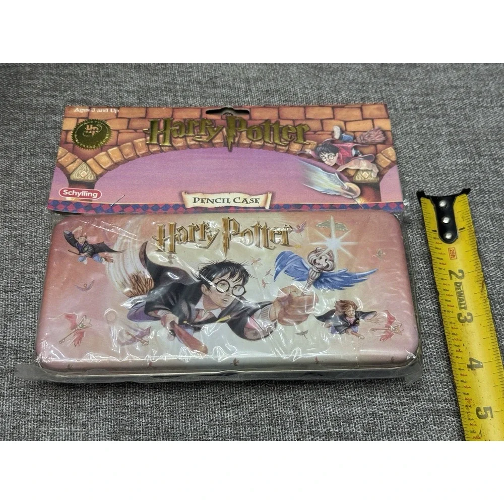 Vintage Deadstock 2000 Harry‎ Potter Metal Tin Pencil Case Book Characters